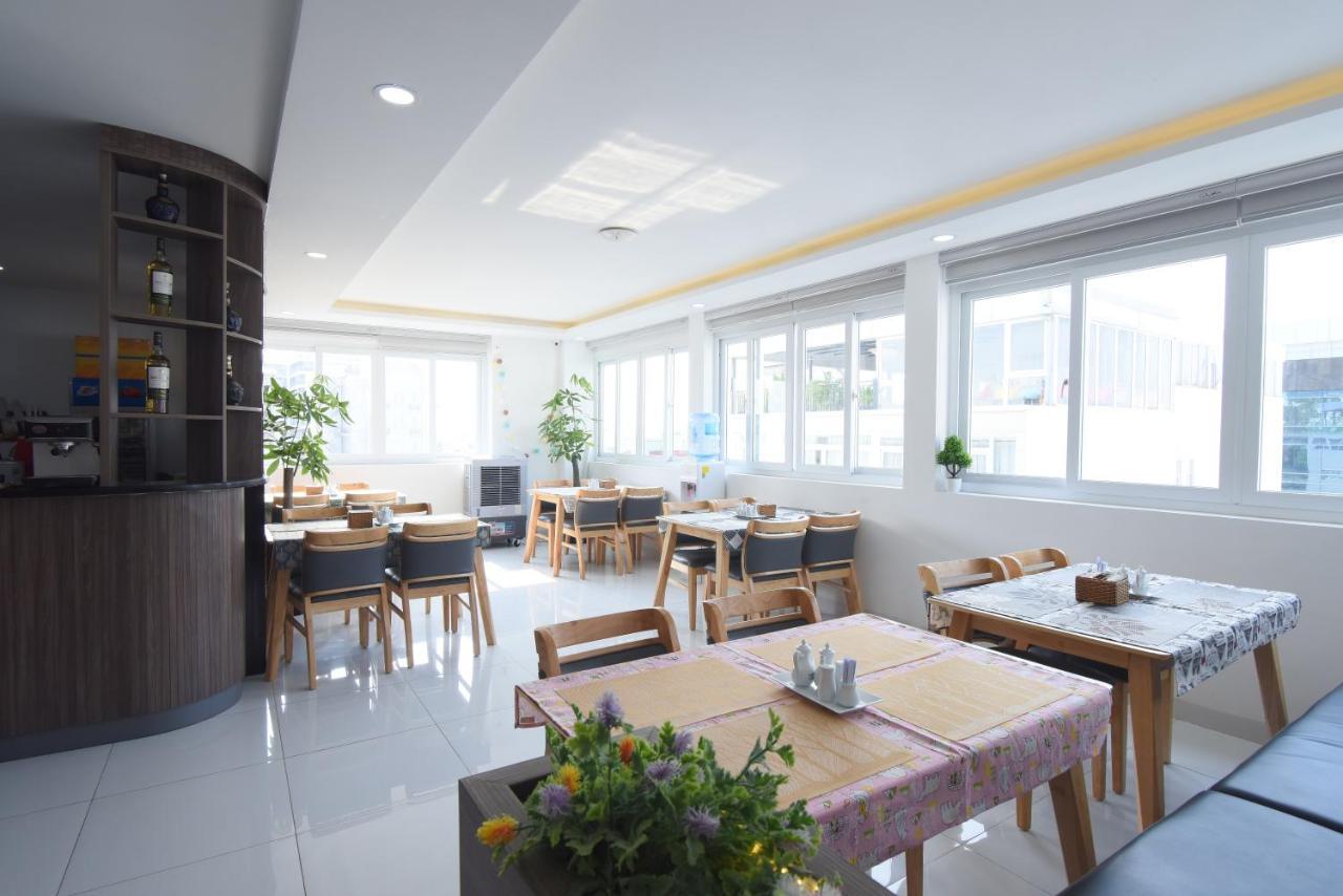 Hera Hotel Airport Ho Chi Minh City Exterior photo